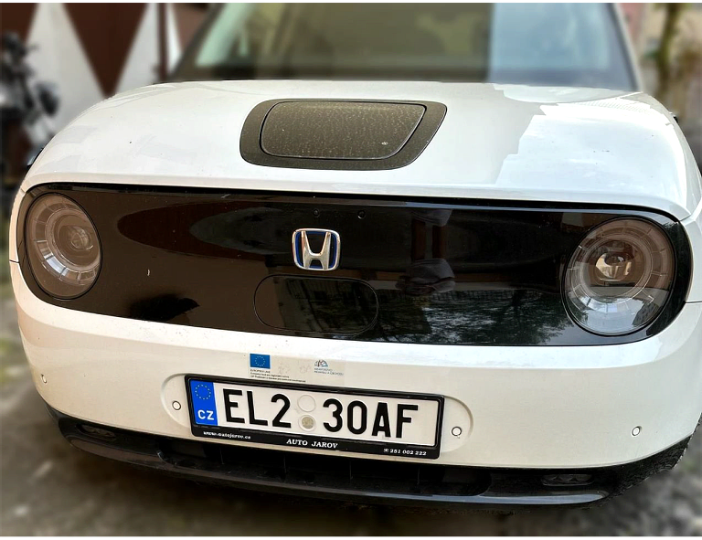 HONDA E